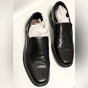 Men’s dress shoes, black, 9.5 wide, Croft & Barrow